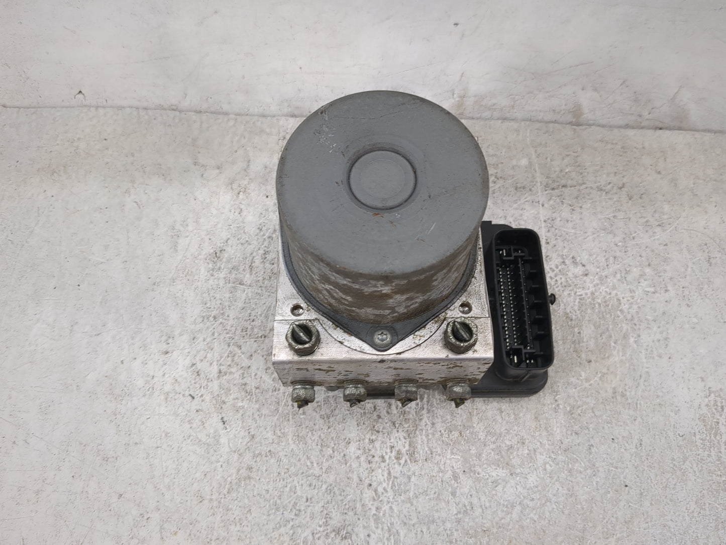 2017-2019 Toyota Highlander ABS Pump Control Module Replacement P/N:44540-0E300 89541-0E100, 176060-43610 Fits Fits 2017 201
