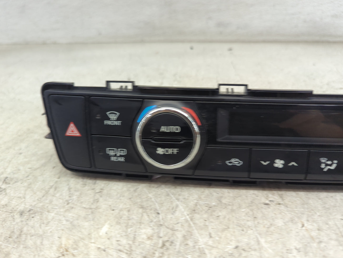 2014-2019 Toyota Highlander Climate Control Module Temperature AC/Heater Replacement P/N:55900-0E400 7014 Fits OEM Used Auto