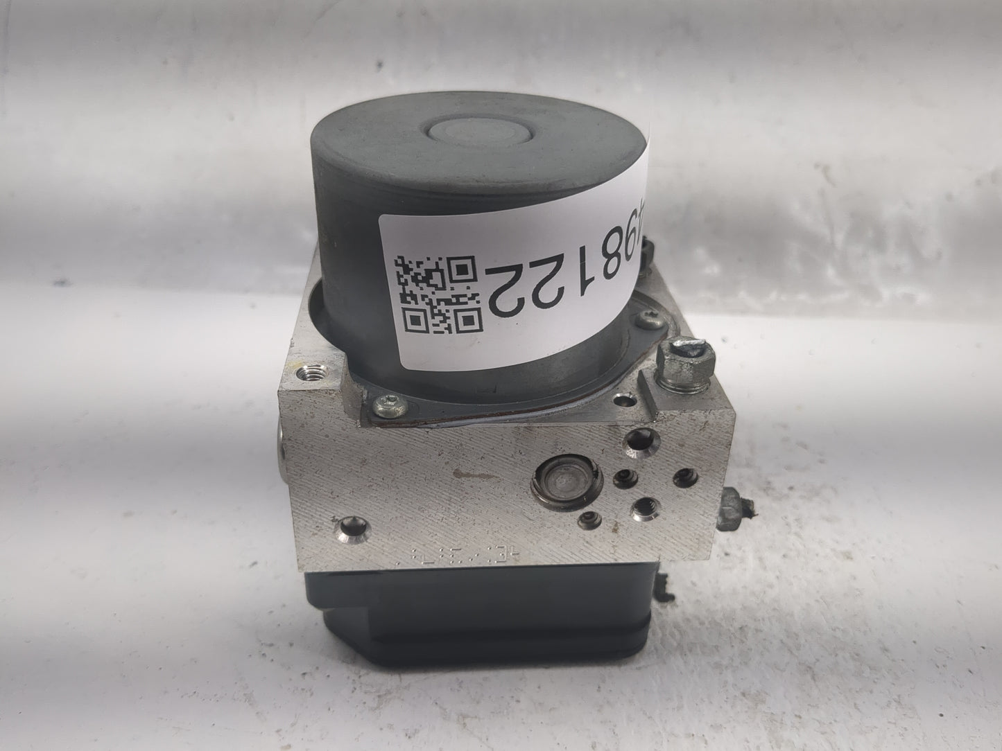 2017-2019 Toyota Highlander ABS Pump Control Module Replacement Fits Fits 2017 2018 2019 OEM Used Auto Parts - Oemusedautopa