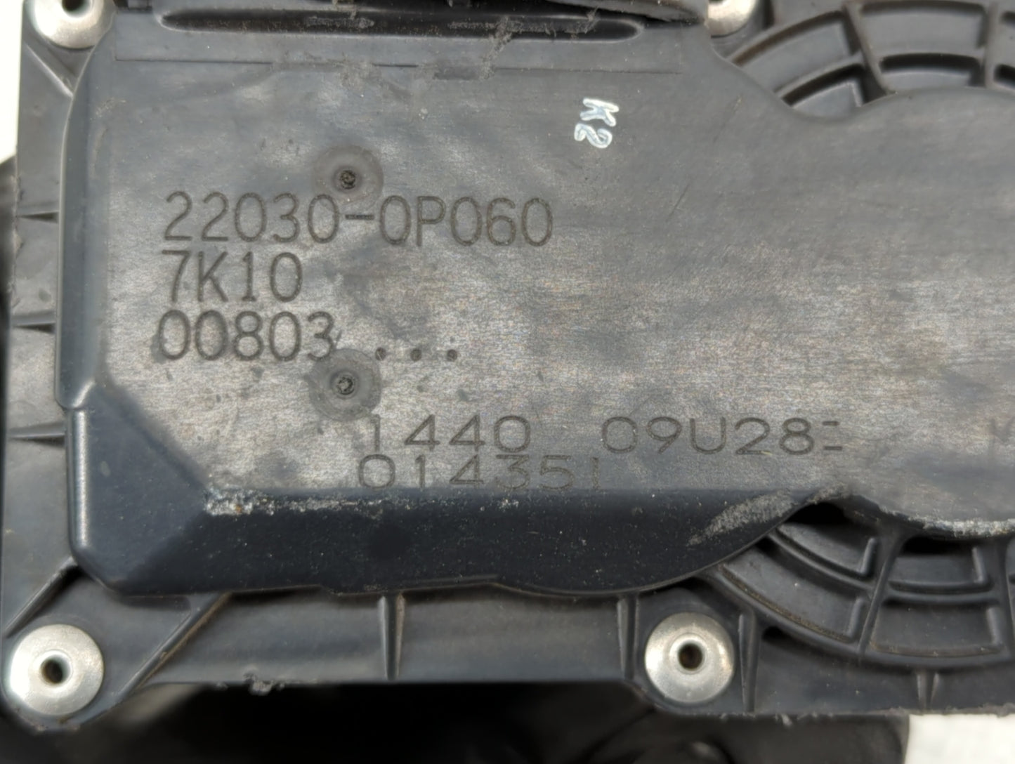 2017-2018 Toyota Highlander Throttle Body P/N:22030-0P060 Fits Fits 2016 2017 2018 2019 OEM Used Auto Parts - Oemusedautopar