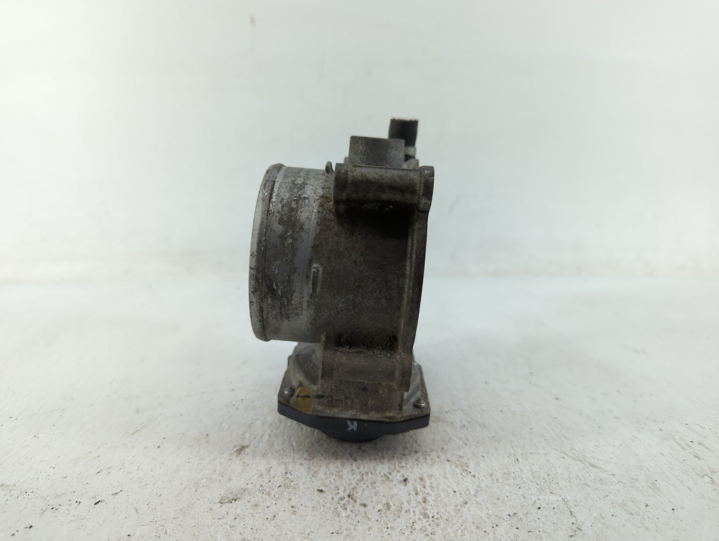 2017-2022 Toyota Highlander Throttle Body P/N:22030-0P060 Fits Fits 2016 2017 2018 2019 2020 2021 2022 OEM Used Auto Parts -