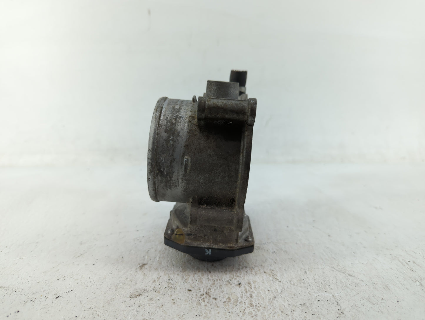 2017-2022 Toyota Highlander Throttle Body P/N:22030-0P060 Fits Fits 2016 2017 2018 2019 2020 2021 2022 OEM Used Auto Parts -