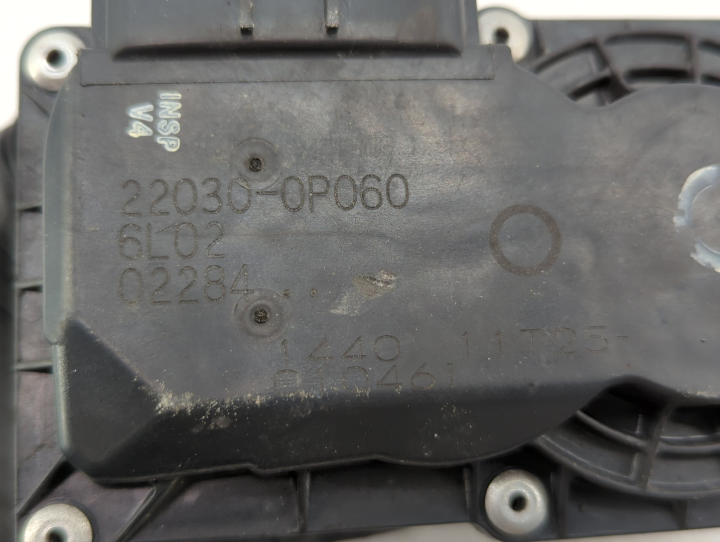 2017-2022 Toyota Highlander Throttle Body P/N:22030-0P060 Fits Fits 2016 2017 2018 2019 2020 2021 2022 OEM Used Auto Parts -