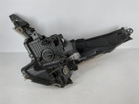 2016-2018 Toyota Prius Passenger Right Oem Head Light Headlight Lamp - Oemusedautoparts1.com