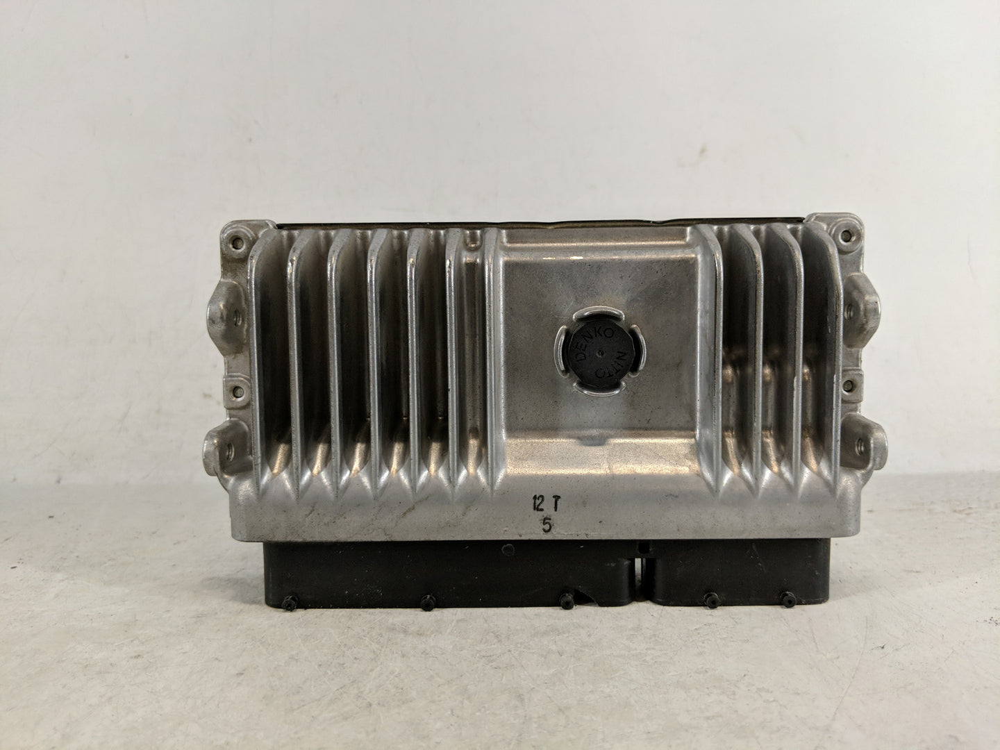 2017-2018 Toyota Prius PCM Engine Control Computer ECU ECM PCU OEM P/N:89661-47642 Fits Fits 2017 2018 OEM Used Auto Parts -
