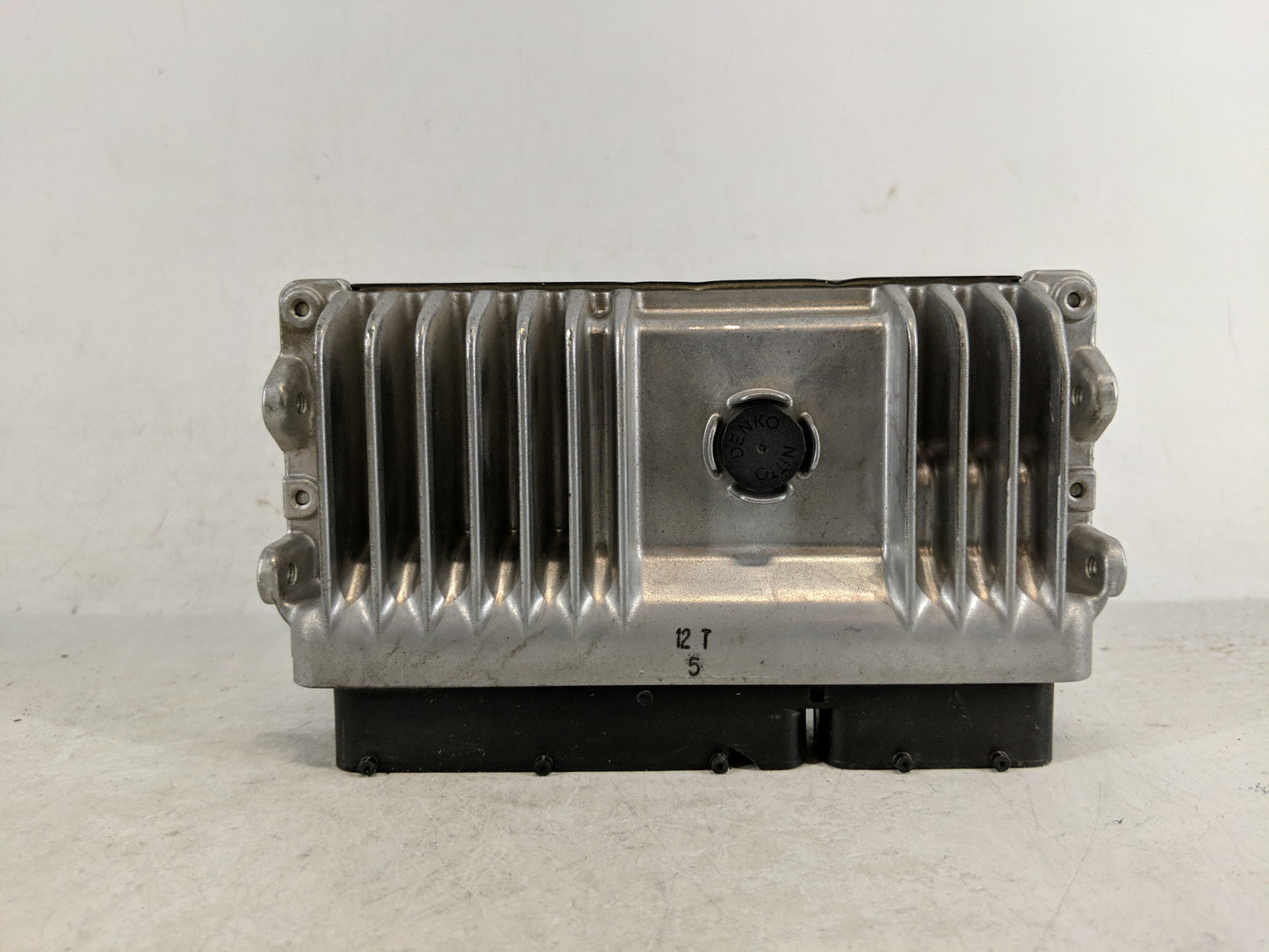 2017-2018 Toyota Prius PCM Engine Control Computer ECU ECM PCU OEM P/N:89661-47642 Fits Fits 2017 2018 OEM Used Auto Parts -
