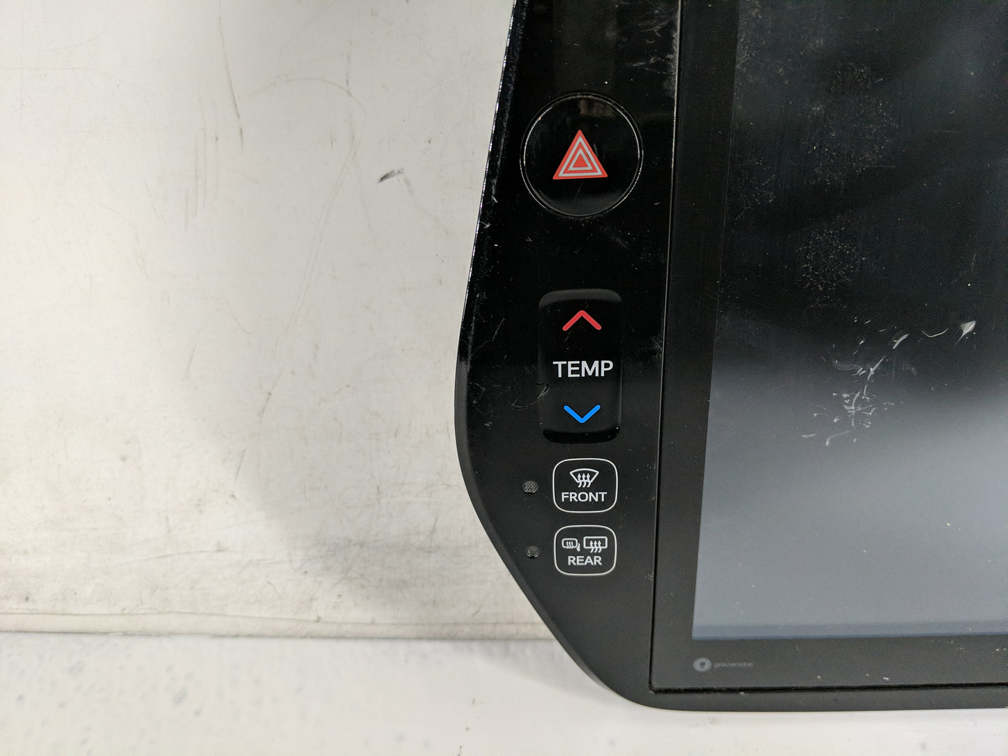 2017-2019 Toyota Prius Radio AM FM Cd Player Receiver Replacement Fits Fits 2017 2018 2019 OEM Used Auto Parts - Oemusedauto