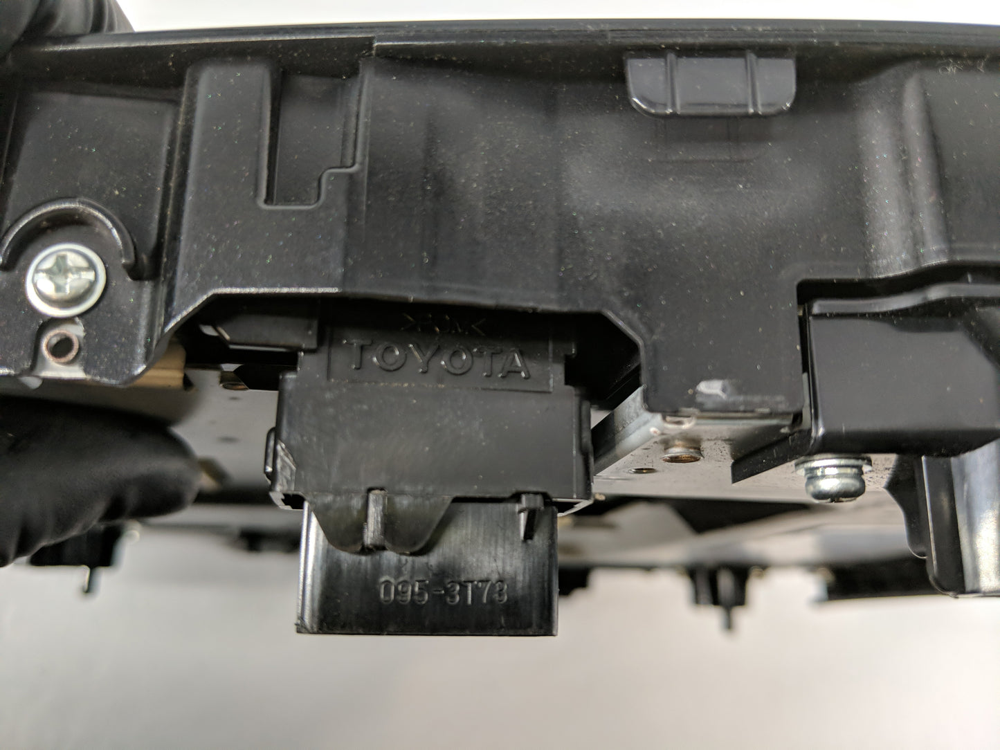 2017-2019 Toyota Prius Radio AM FM Cd Player Receiver Replacement Fits Fits 2017 2018 2019 OEM Used Auto Parts - Oemusedauto