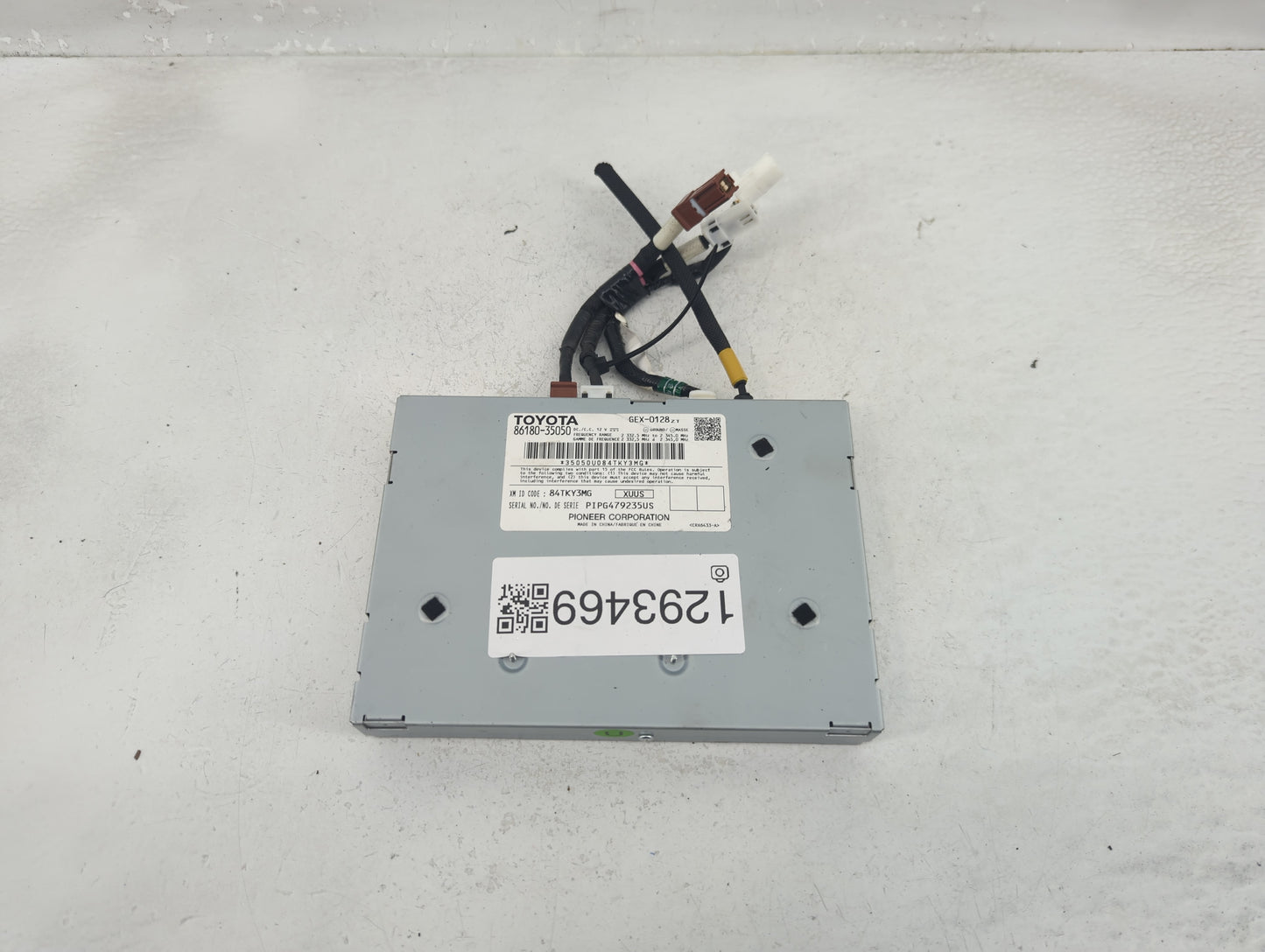 2015-2022 Toyota Prius Radio AM FM Cd Player Receiver Replacement P/N:86180-35050 Fits OEM Used Auto Parts - Oemusedautopart