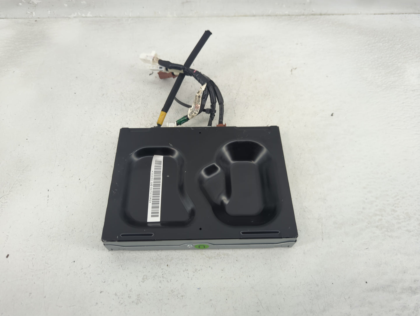 2015-2022 Toyota Prius Radio AM FM Cd Player Receiver Replacement P/N:86180-35050 Fits OEM Used Auto Parts - Oemusedautopart