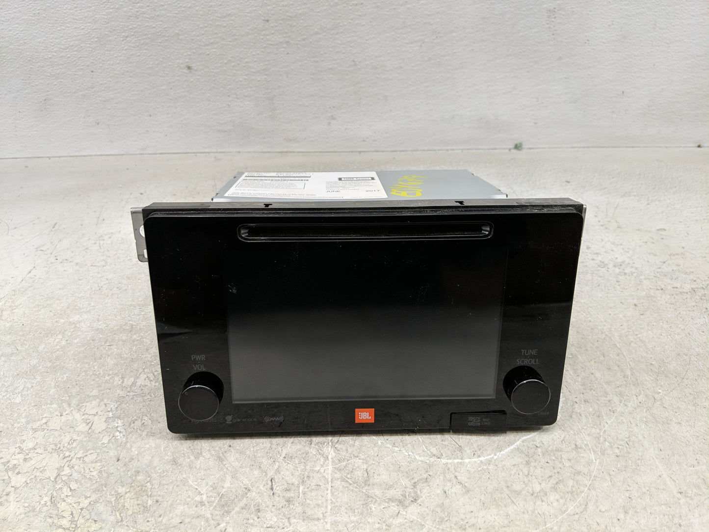 2016-2017 Toyota Prius Radio AM FM Cd Player Receiver Replacement P/N:86100-47461 Fits Fits 2016 2017 OEM Used Auto Parts - 