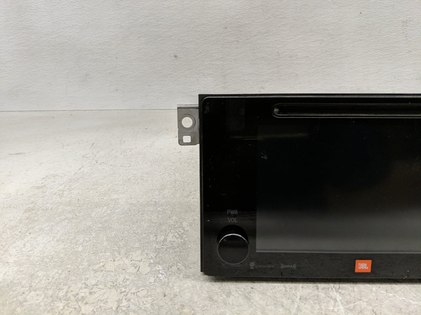 2016-2017 Toyota Prius Radio AM FM Cd Player Receiver Replacement P/N:86100-47461 Fits Fits 2016 2017 OEM Used Auto Parts - 