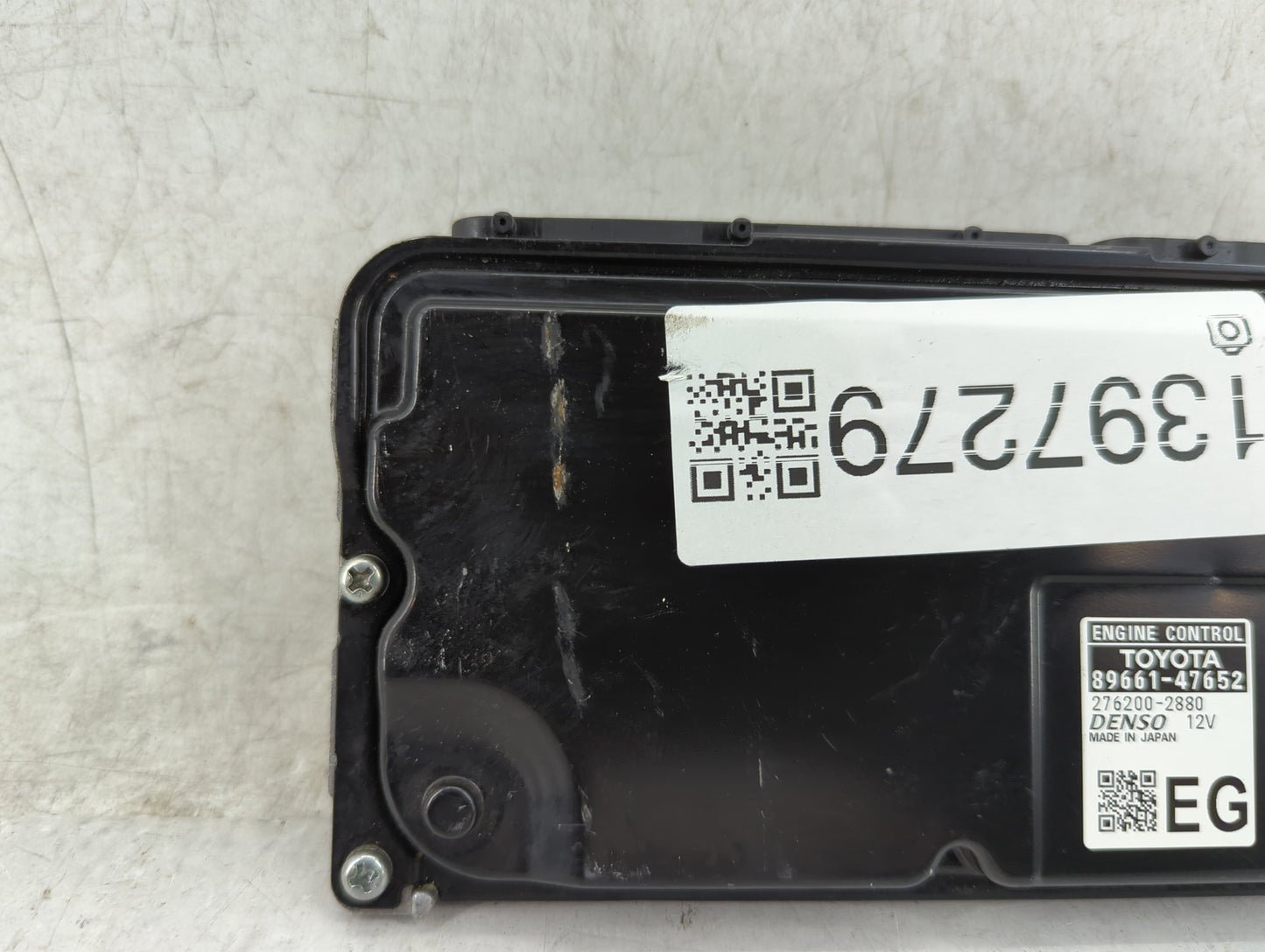 2017-2018 Toyota Prius PCM Engine Control Computer ECU ECM PCU OEM P/N:89661-47652 89661-47642 Fits Fits 2017 2018 OEM Used 