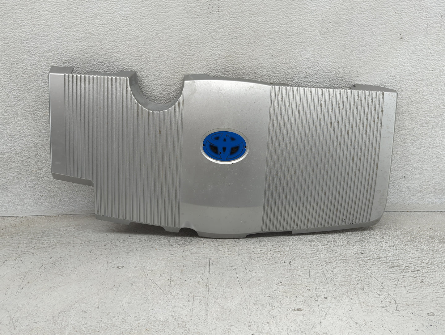 2017 Toyota Prius Engine Cover - Oemusedautoparts1.com