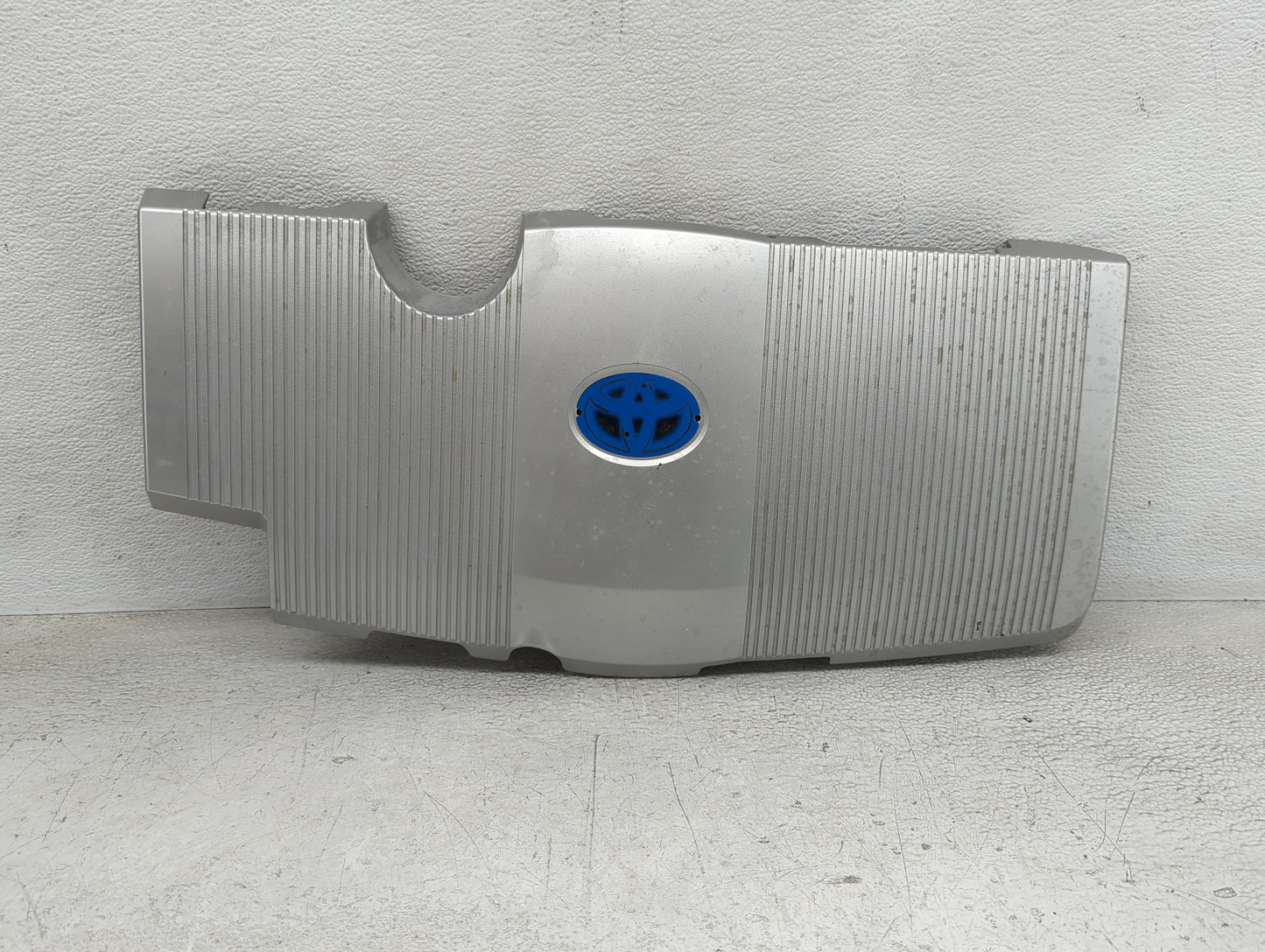 2017 Toyota Prius Engine Cover - Oemusedautoparts1.com