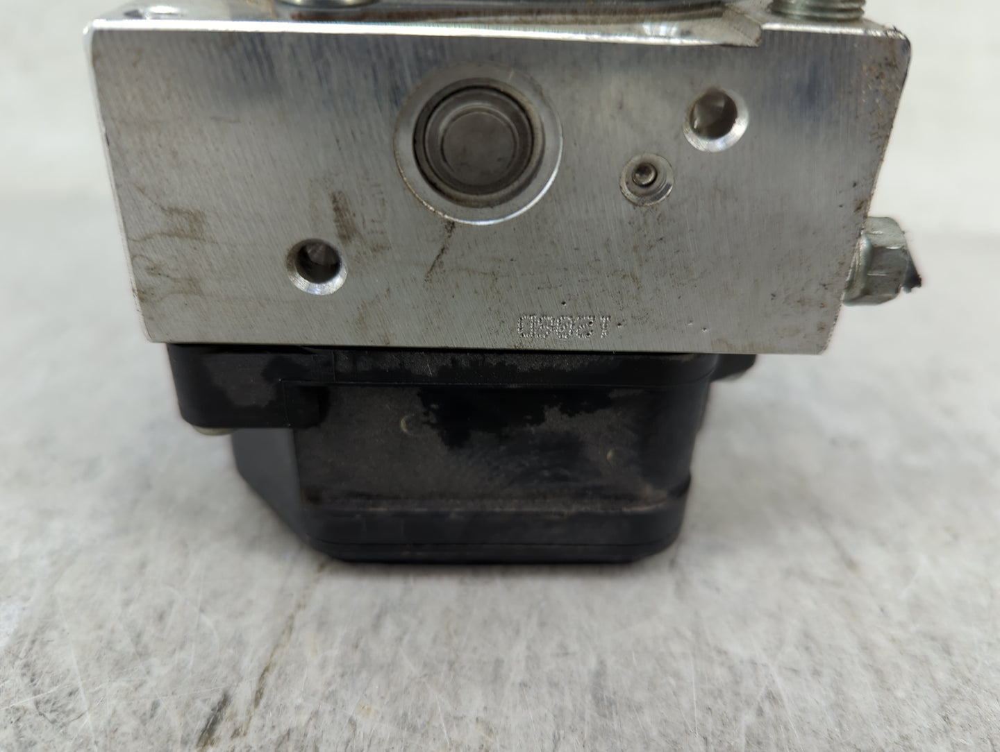 2016-2022 Toyota Prius ABS Pump Control Module Replacement P/N:113040-41030 44510-47070 Fits OEM Used Auto Parts - Oemusedau