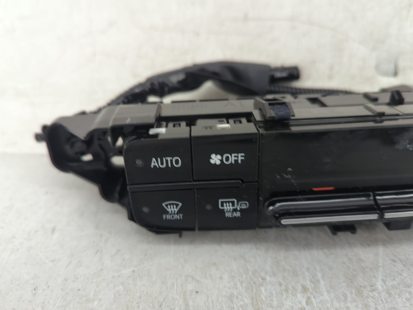 2016-2022 Toyota Prius Climate Control Module Temperature AC/Heater Replacement P/N:55900-47191 649-2823 Fits OEM Used Auto 