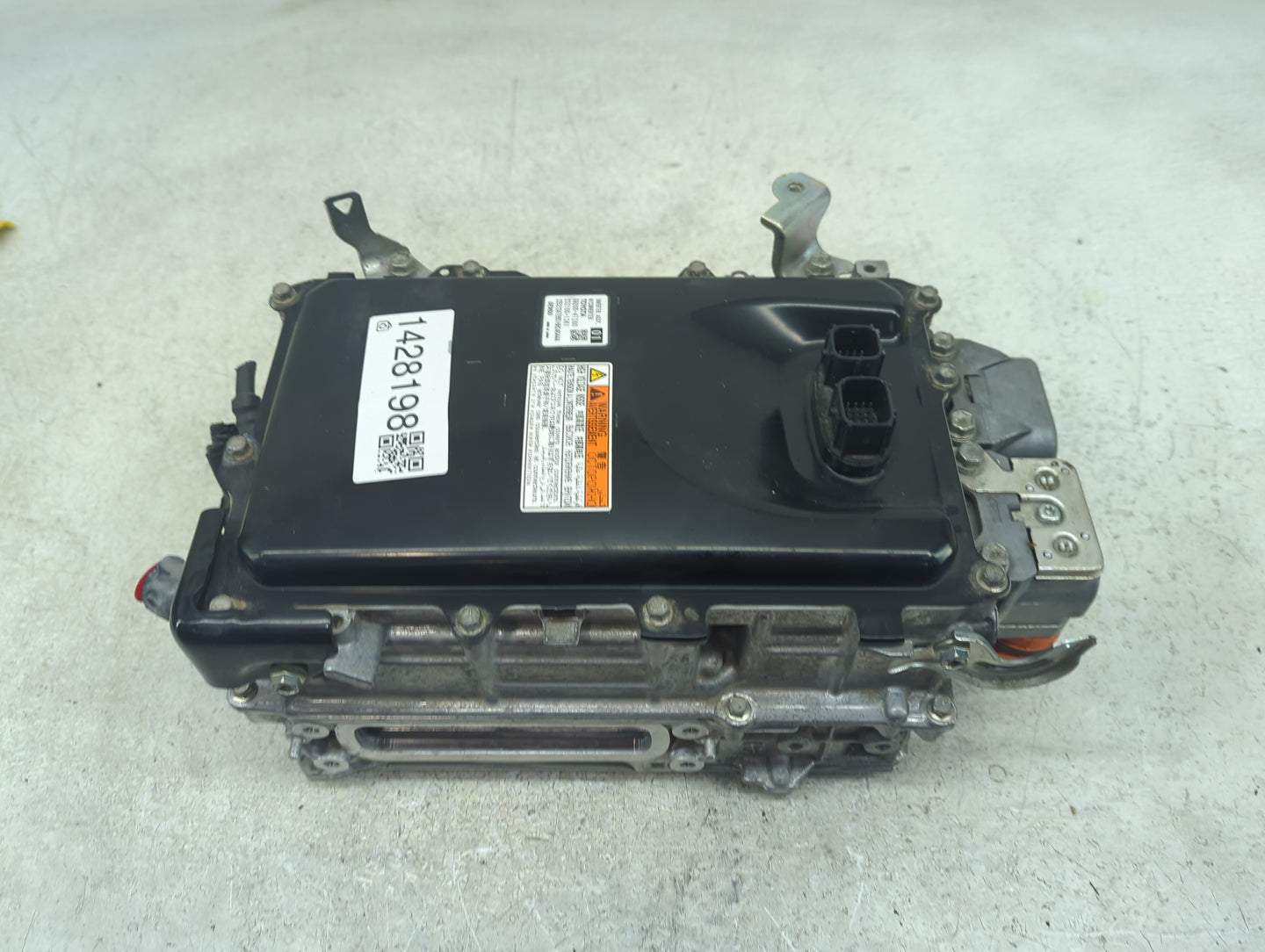 2016 Prius Ac Dc Power Control Module Accessory Computer Power Inverter - Oemusedautoparts1.com