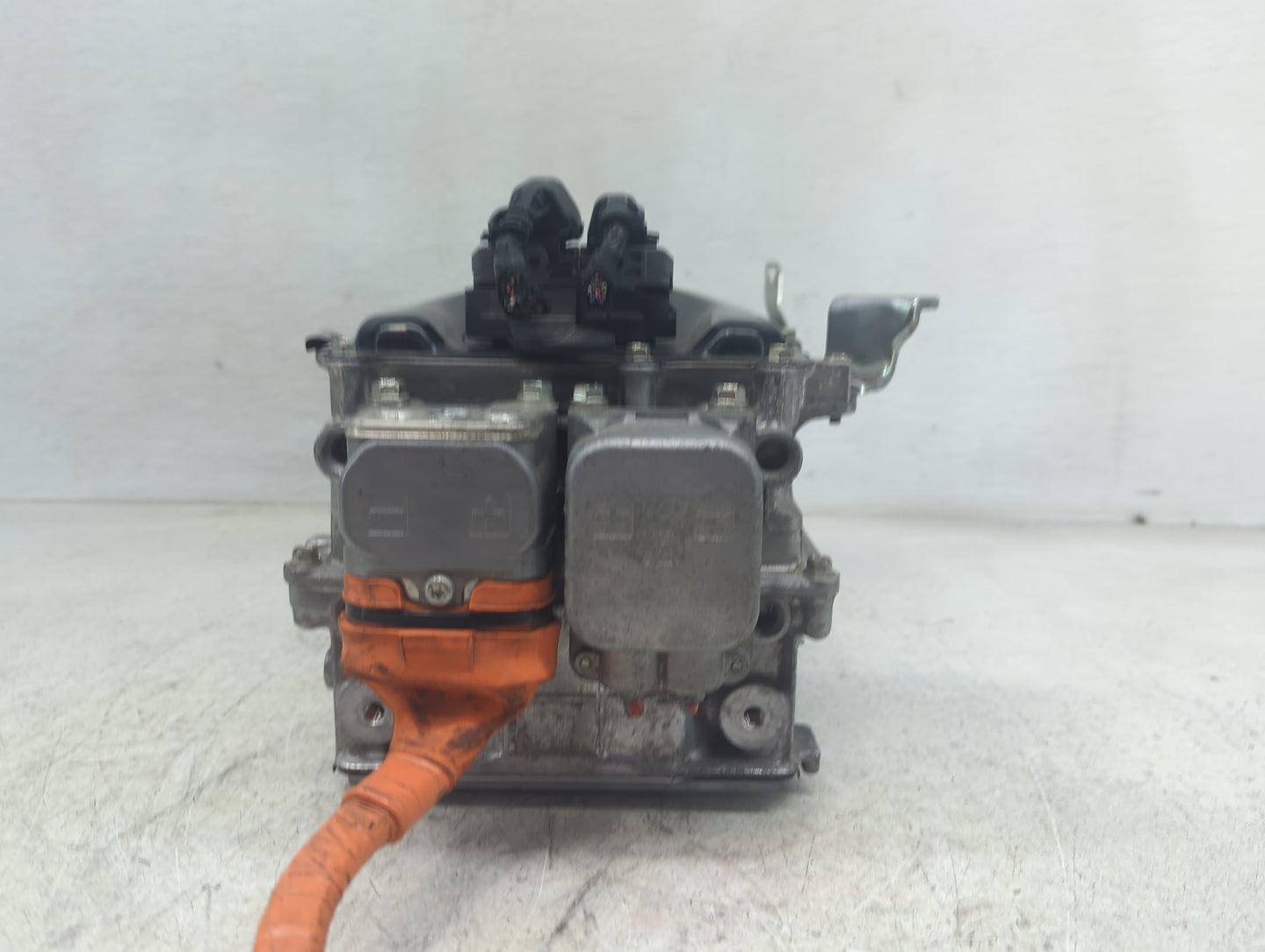 2017-2022 Toyota Prius Hybrid DC Synergy Drive Power Inverter P/N:232100-1361 G9200-47260 Fits Fits 2017 2018 2019 2020 2021