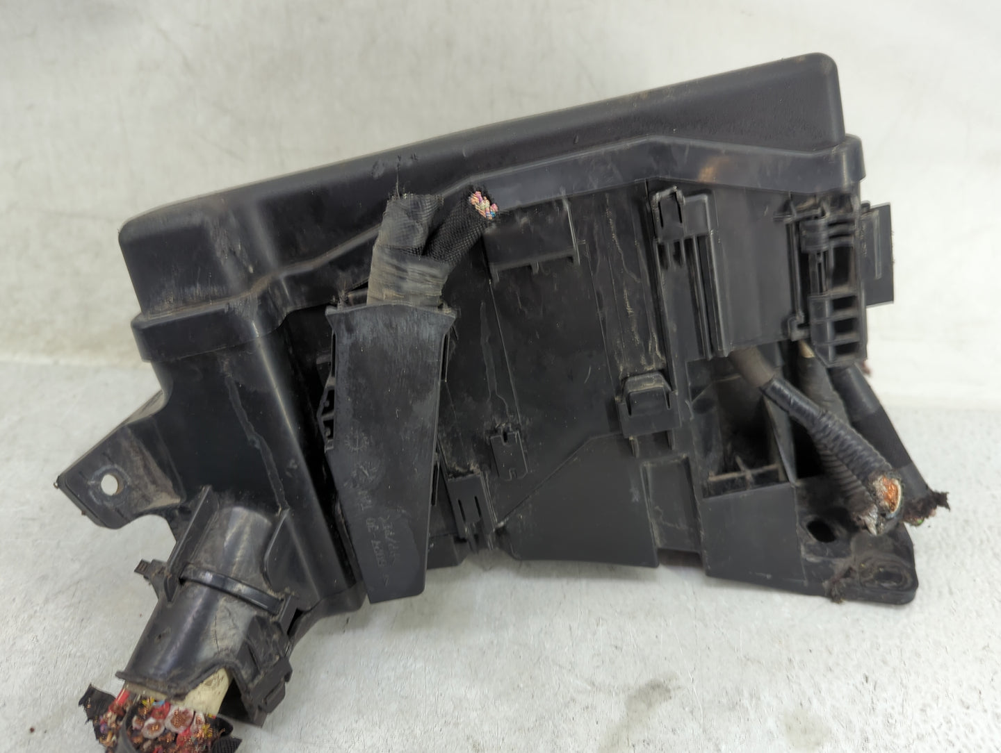 2012-2018 Toyota Prius Fusebox Fuse Box Panel Relay Module P/N:82641-47160 Fits Fits 2012 2013 2014 2015 2016 2017 2018 OEM 