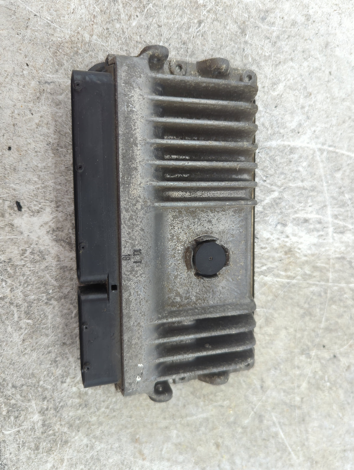 2017-2020 Toyota Prius PCM Engine Control Computer ECU ECM PCU OEM P/N:89661-47750 275600-8093 Fits Fits 2017 2018 2019 2020