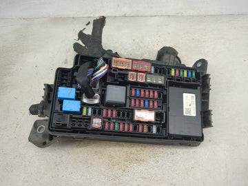 2016-2018 Toyota Prius Fusebox Fuse Box Panel Relay Module P/N:82641-47050-A Fits Fits 2016 2017 2018 OEM Used Auto Parts