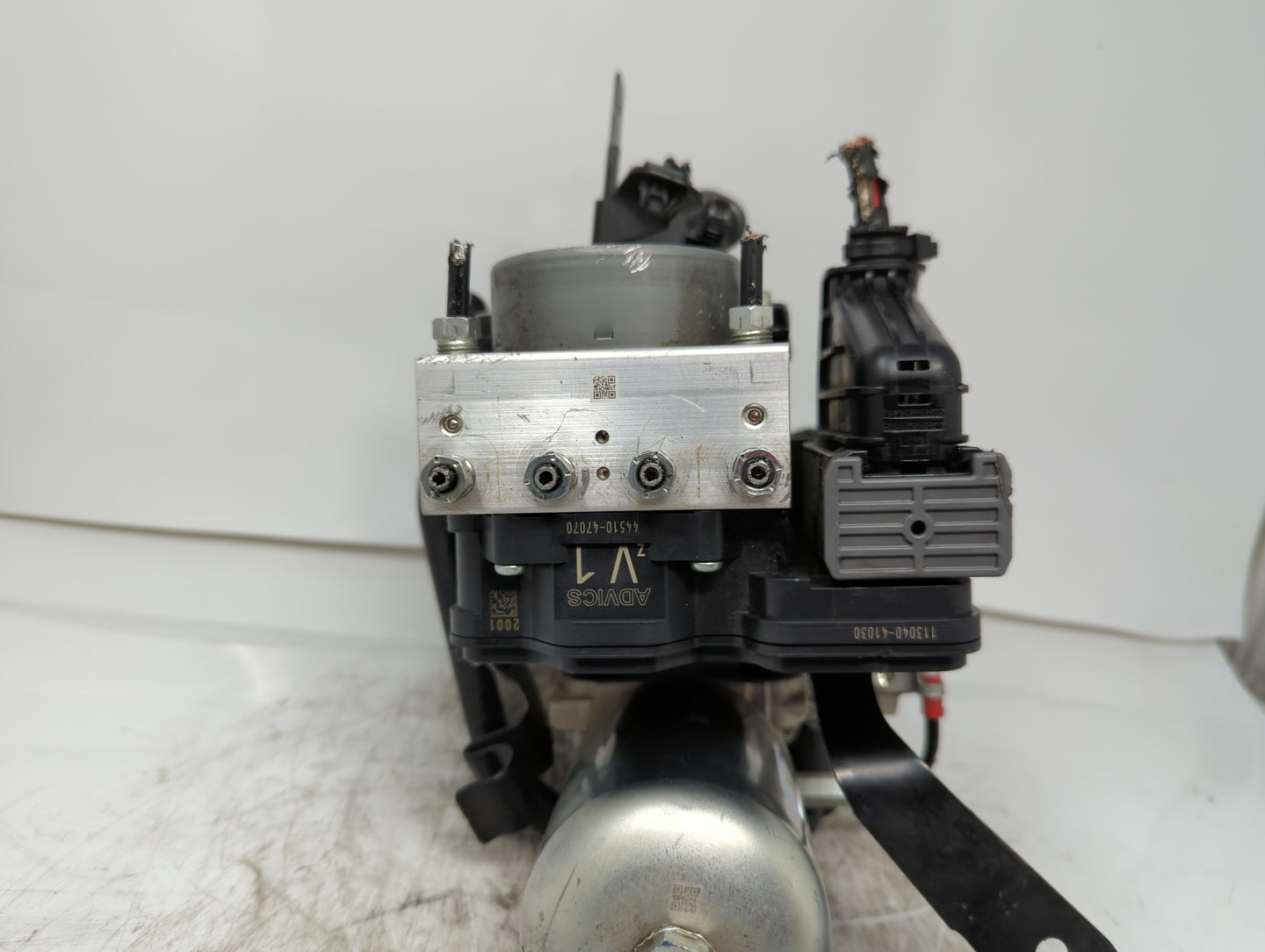 2016-2022 Toyota Prius ABS Pump Control Module Replacement P/N:47070-47070 Fits Fits 2016 2017 2018 2019 2020 2021 2022 OEM 