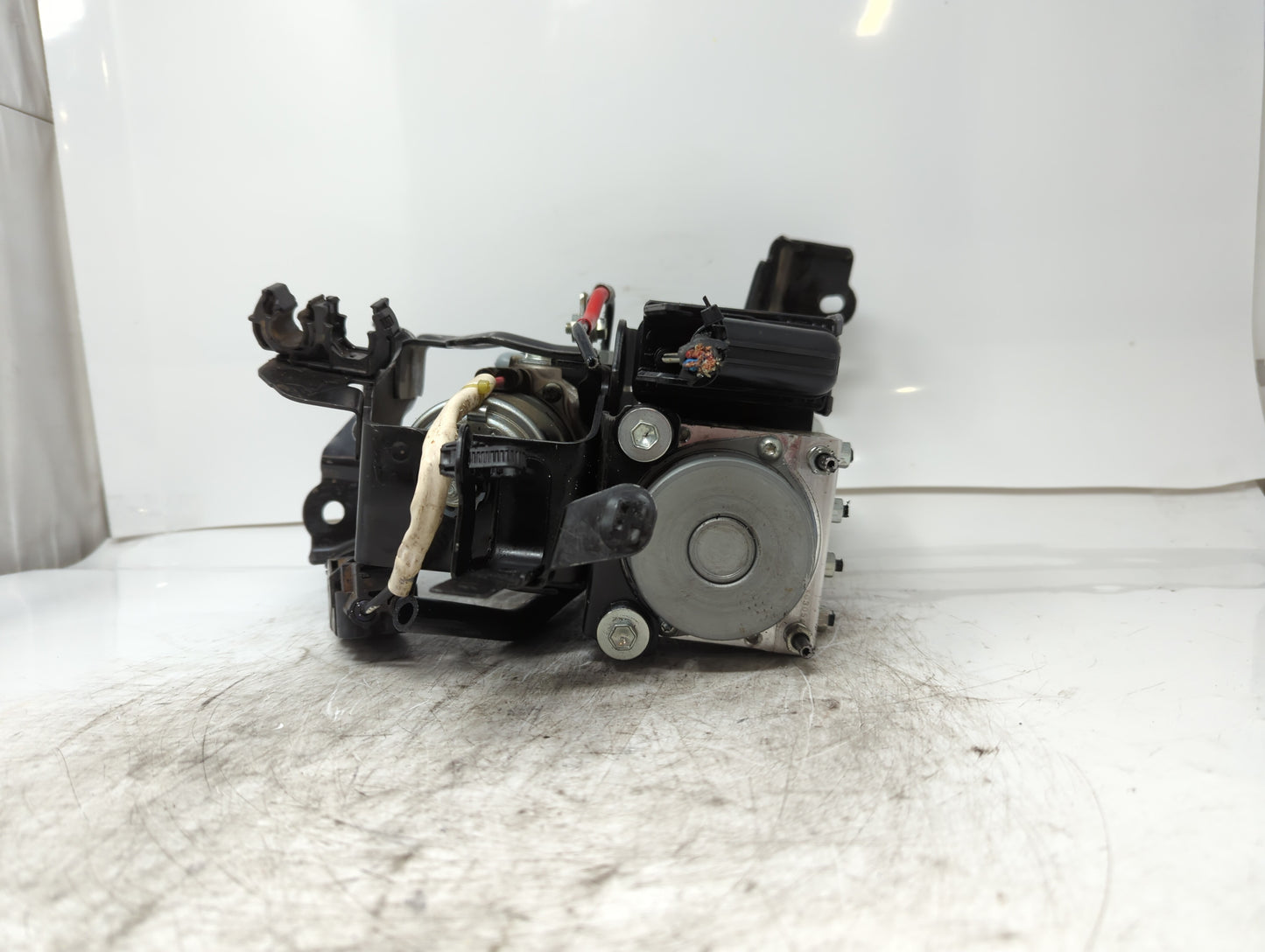 2016-2022 Toyota Prius ABS Pump Control Module Replacement P/N:47070-47070 Fits Fits 2016 2017 2018 2019 2020 2021 2022 OEM 