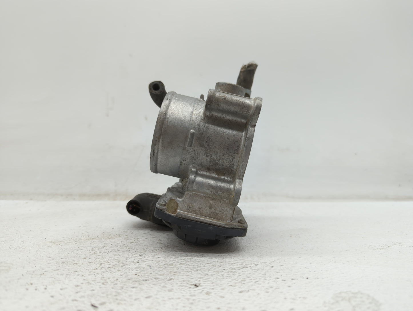 2010-2022 Toyota Prius Throttle Body P/N:22030-37060 Fits Fits 2010 2011 2012 2013 2014 2015 2016 2017 2018 2019 2020 2021 2