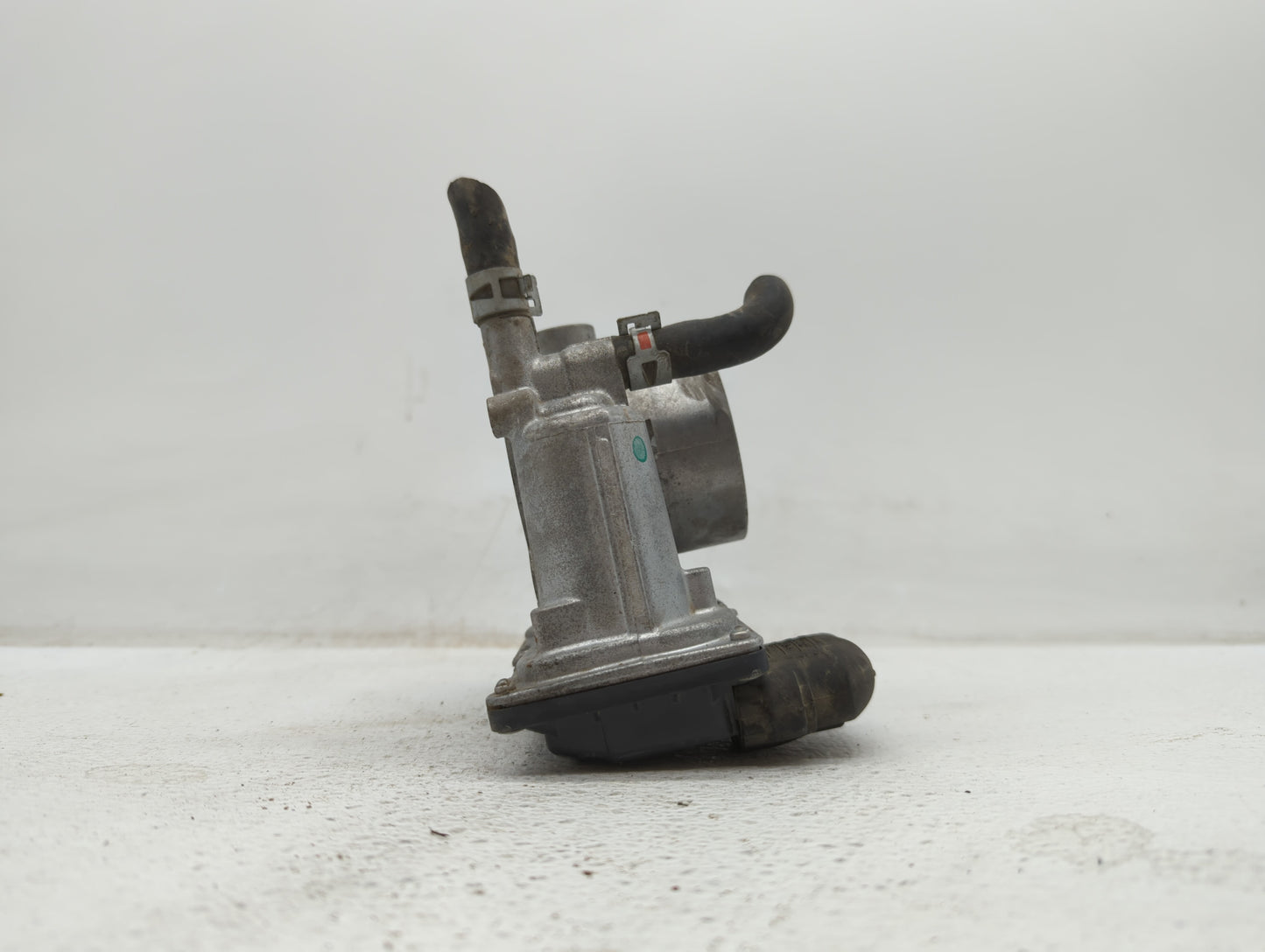 2010-2022 Toyota Prius Throttle Body P/N:22030-37060 Fits Fits 2010 2011 2012 2013 2014 2015 2016 2017 2018 2019 2020 2021 2
