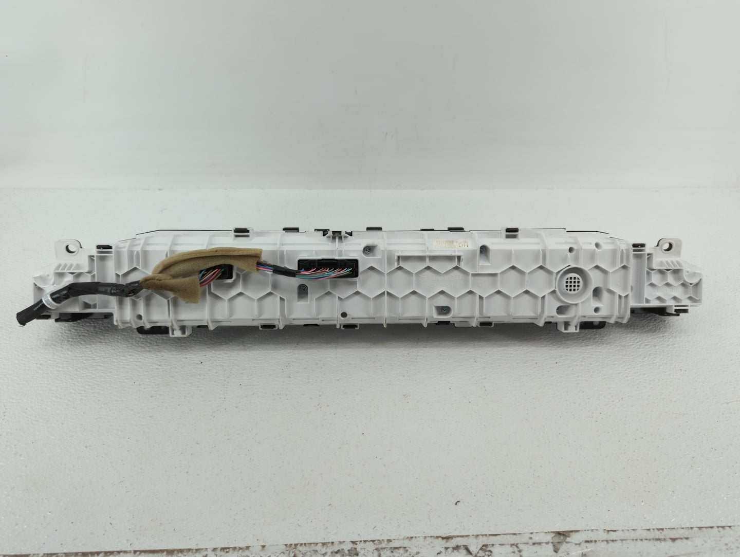 2016-2017 Toyota Prius Instrument Cluster Speedometer Gauges P/N:83800-47Q70 83800-47L21 Fits Fits 2016 2017 OEM Used Auto P