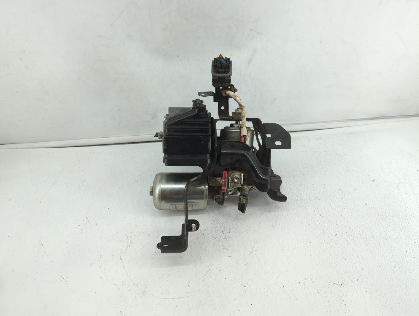 2016-2022 Toyota Prius ABS Pump Control Module Replacement P/N:44510-47070 113040-41030 Fits OEM Used Auto Parts - Oemusedau