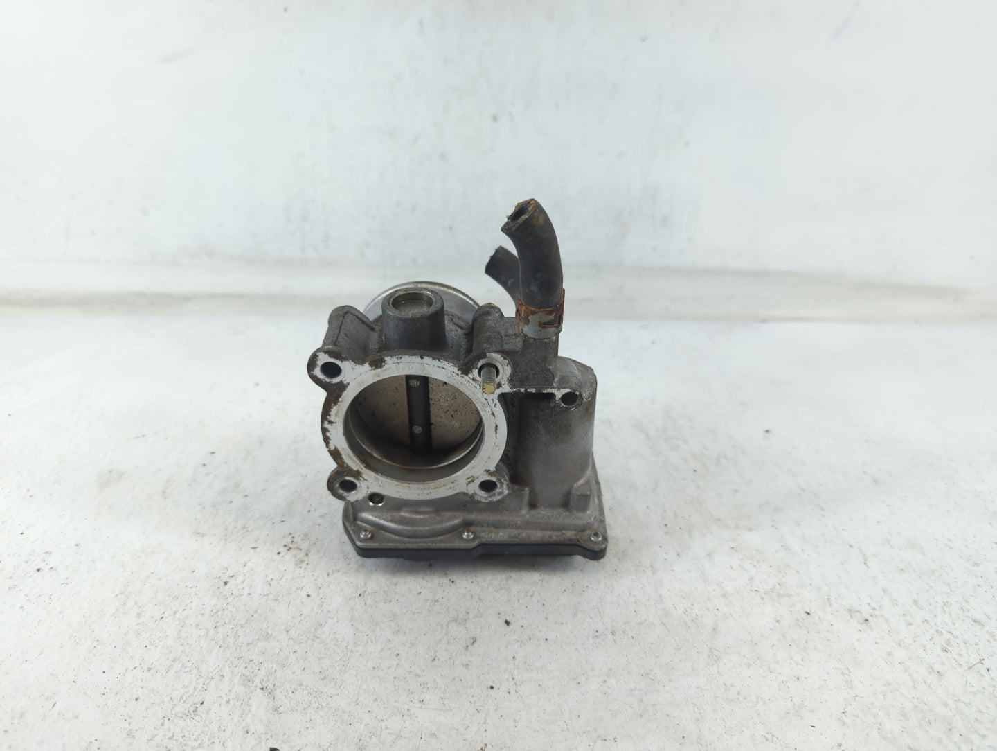 2010-2022 Toyota Prius Throttle Body P/N:22030-37060 Fits Fits 2010 2011 2012 2013 2014 2015 2016 2017 2018 2019 2020 2021 2