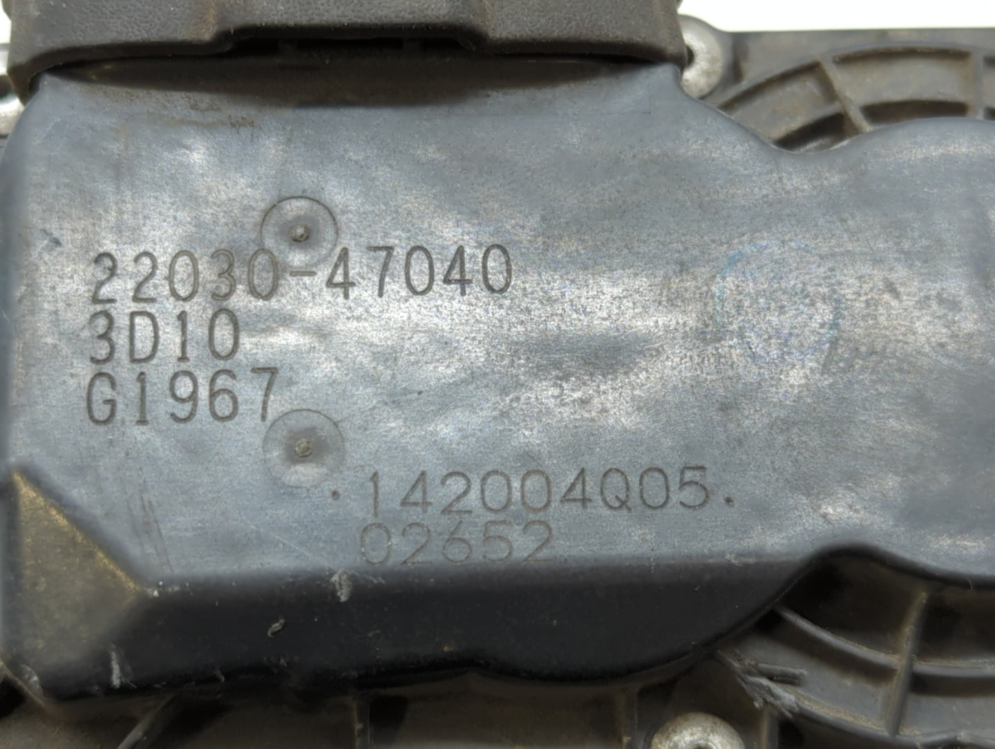 2012-2018 Toyota Prius C Throttle Body P/N:22030-47040 Fits Fits 2012 2013 2014 2015 2016 2017 2018 OEM Used Auto Parts - Oe