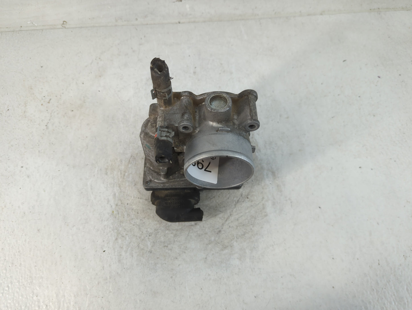 2017-2019 Toyota Prius Prime Throttle Body Fits Fits 2010 2011 2012 2013 2014 2015 2016 2017 2018 2019 2020 2021 2022 OEM Us