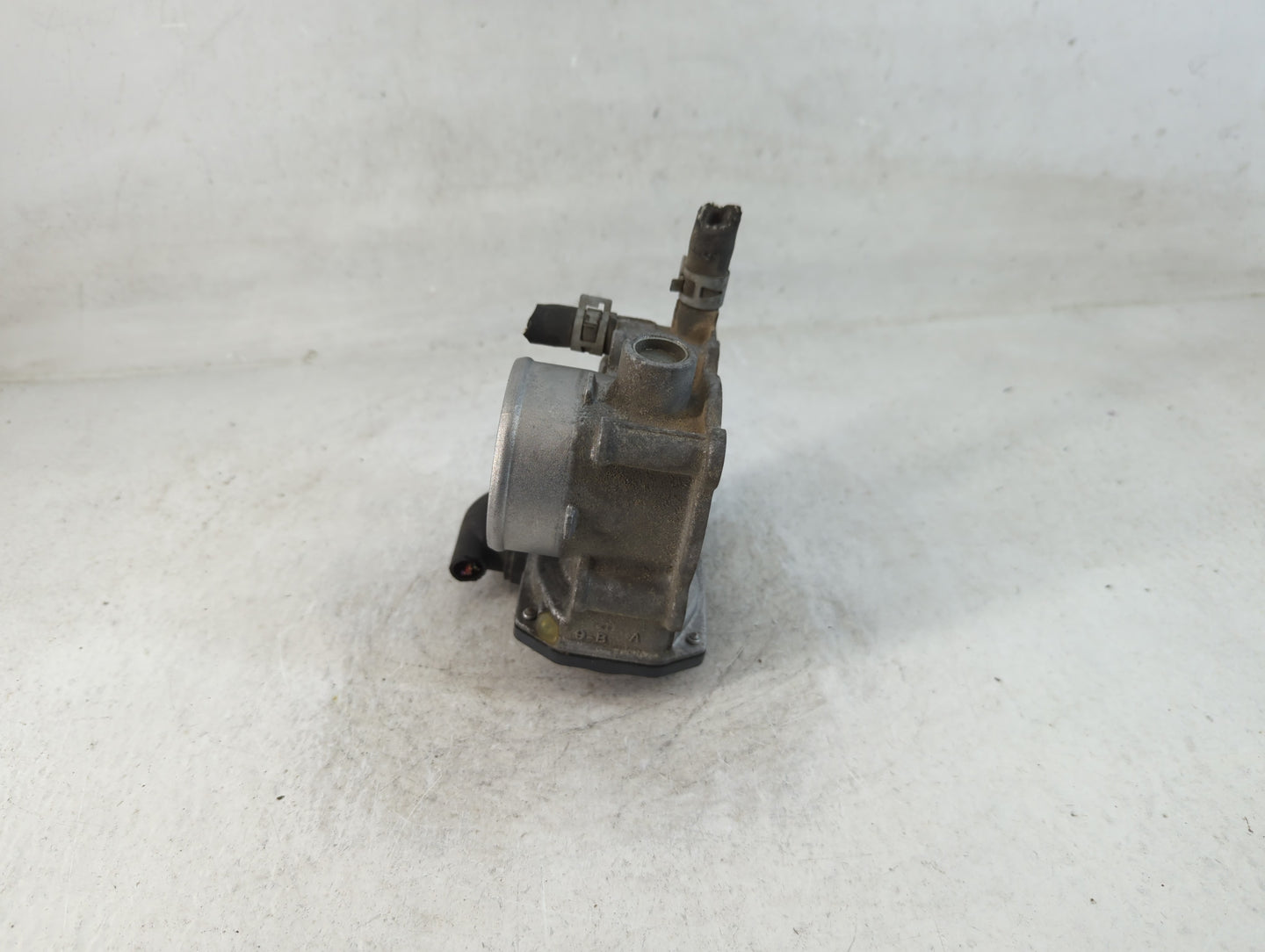 2017-2019 Toyota Prius Prime Throttle Body Fits Fits 2010 2011 2012 2013 2014 2015 2016 2017 2018 2019 2020 2021 2022 OEM Us