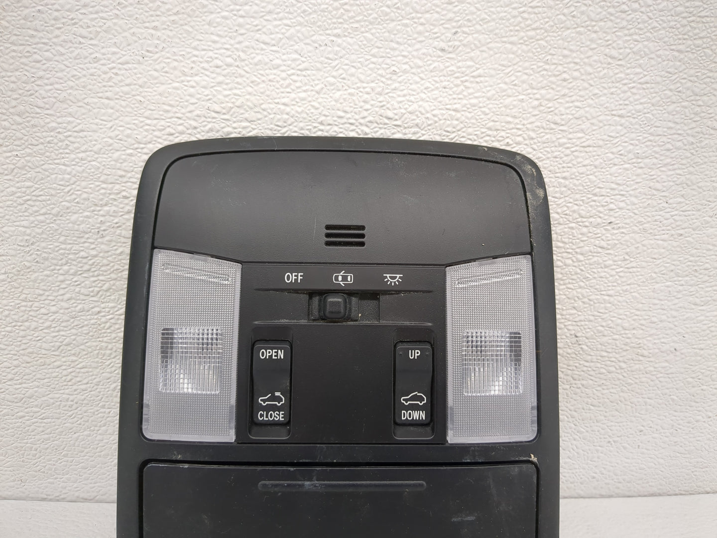 2017 Toyota Rav4 Overhead Roof Console - Oemusedautoparts1.com