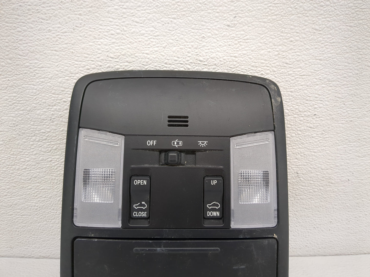 2017 Toyota Rav4 Overhead Roof Console - Oemusedautoparts1.com