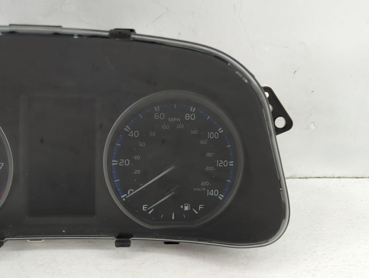2017-2018 Toyota Rav4 Instrument Cluster Speedometer Gauges P/N:83800-42U90 Fits Fits 2017 2018 OEM Used Auto Parts - Oemuse
