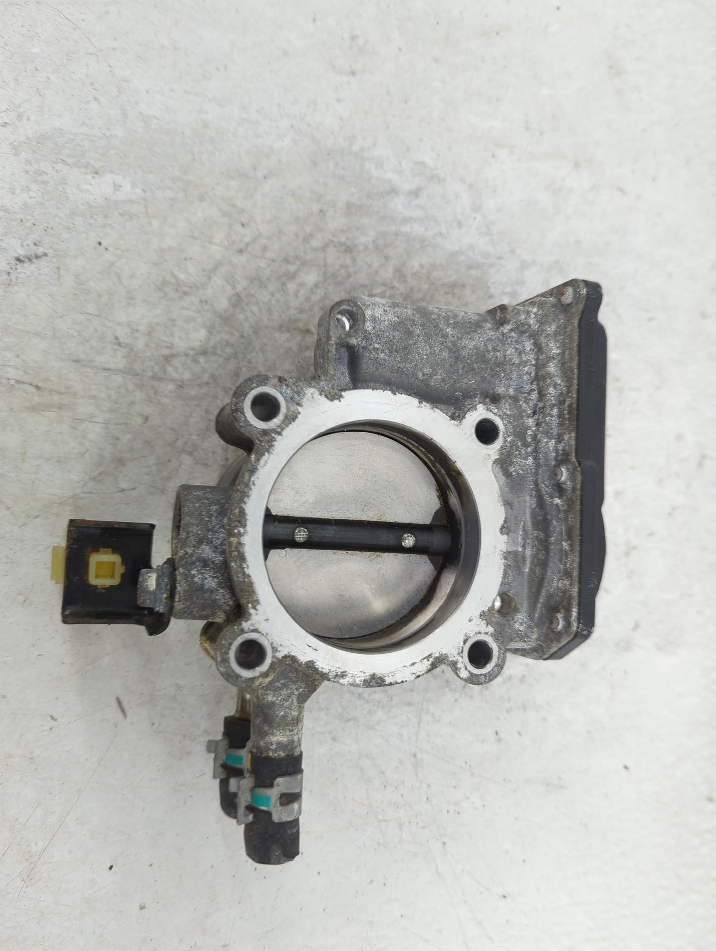 2009-2018 Toyota Rav4 Throttle Body Fits Fits 2009 2010 2011 2012 2013 2014 2015 2016 2017 2018 2019 OEM Used Auto Parts - O