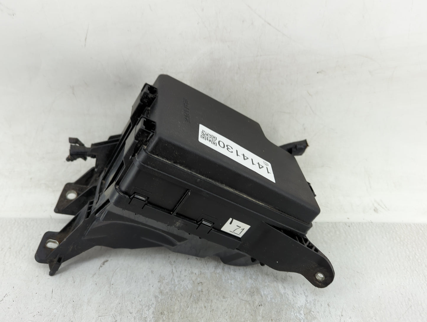 2016-2018 Toyota Rav4 Fusebox Fuse Box Panel Relay Module Fits Fits 2016 2017 2018 OEM Used Auto Parts - Oemusedautoparts1.c