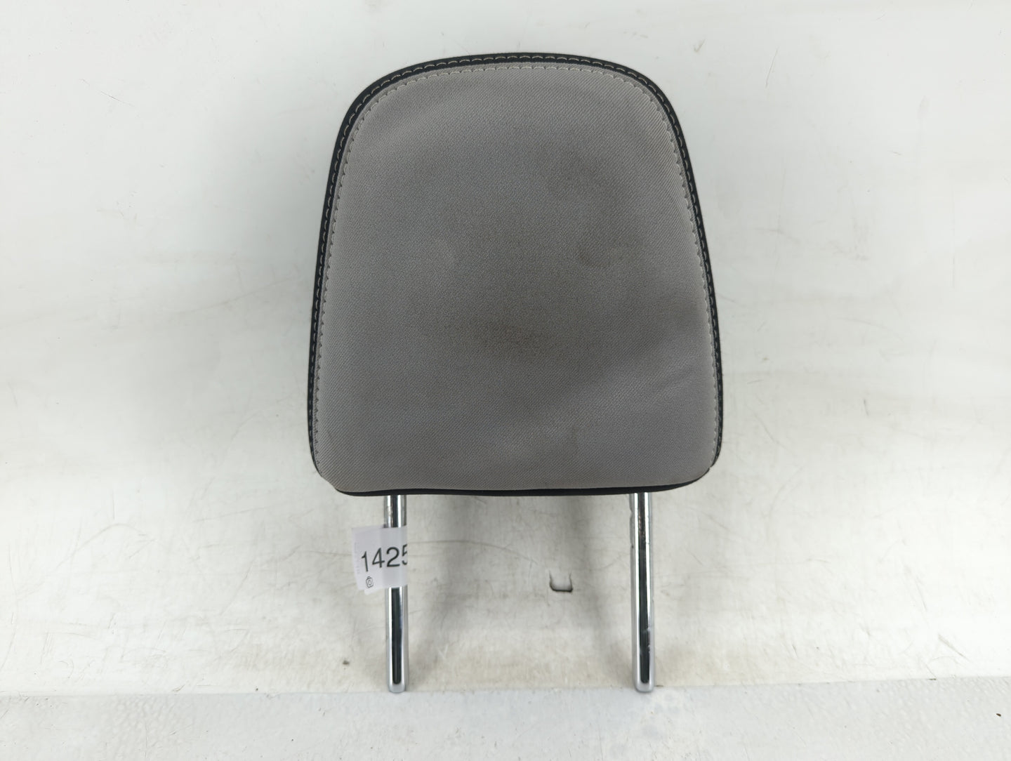 2017 Toyota Rav4 Headrest Head Rest Front Driver Passenger Seat Fits OEM Used Auto Parts - Oemusedautoparts1.com