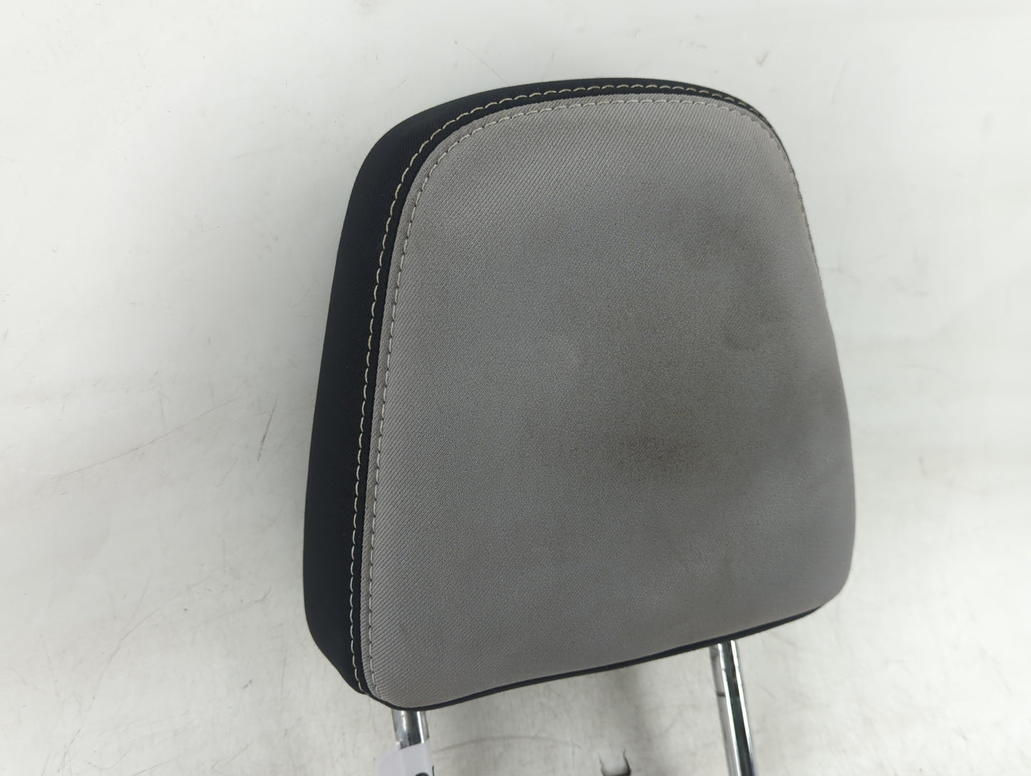 2017 Toyota Rav4 Headrest Head Rest Front Driver Passenger Seat Fits OEM Used Auto Parts - Oemusedautoparts1.com