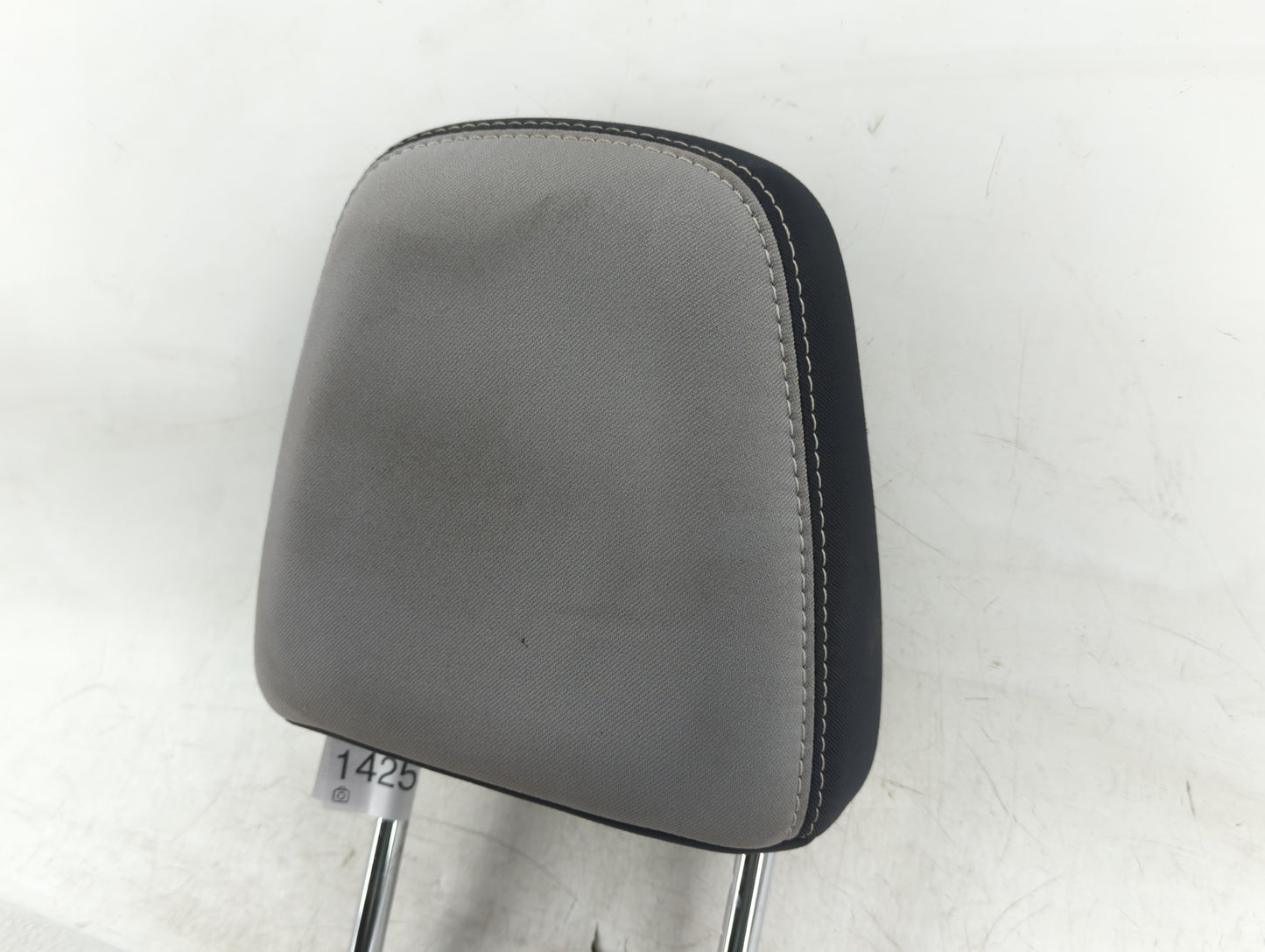 2017 Toyota Rav4 Headrest Head Rest Front Driver Seat Gray - Oemusedautoparts1.com