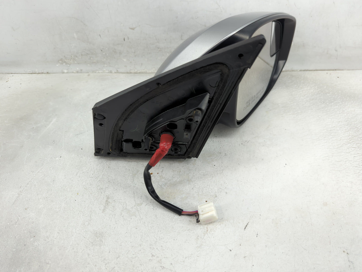 2016-2018 Toyota Rav4 Passenger Side View Mirror - Right Door Mirror OEM Used - Oemusedautoparts1.com