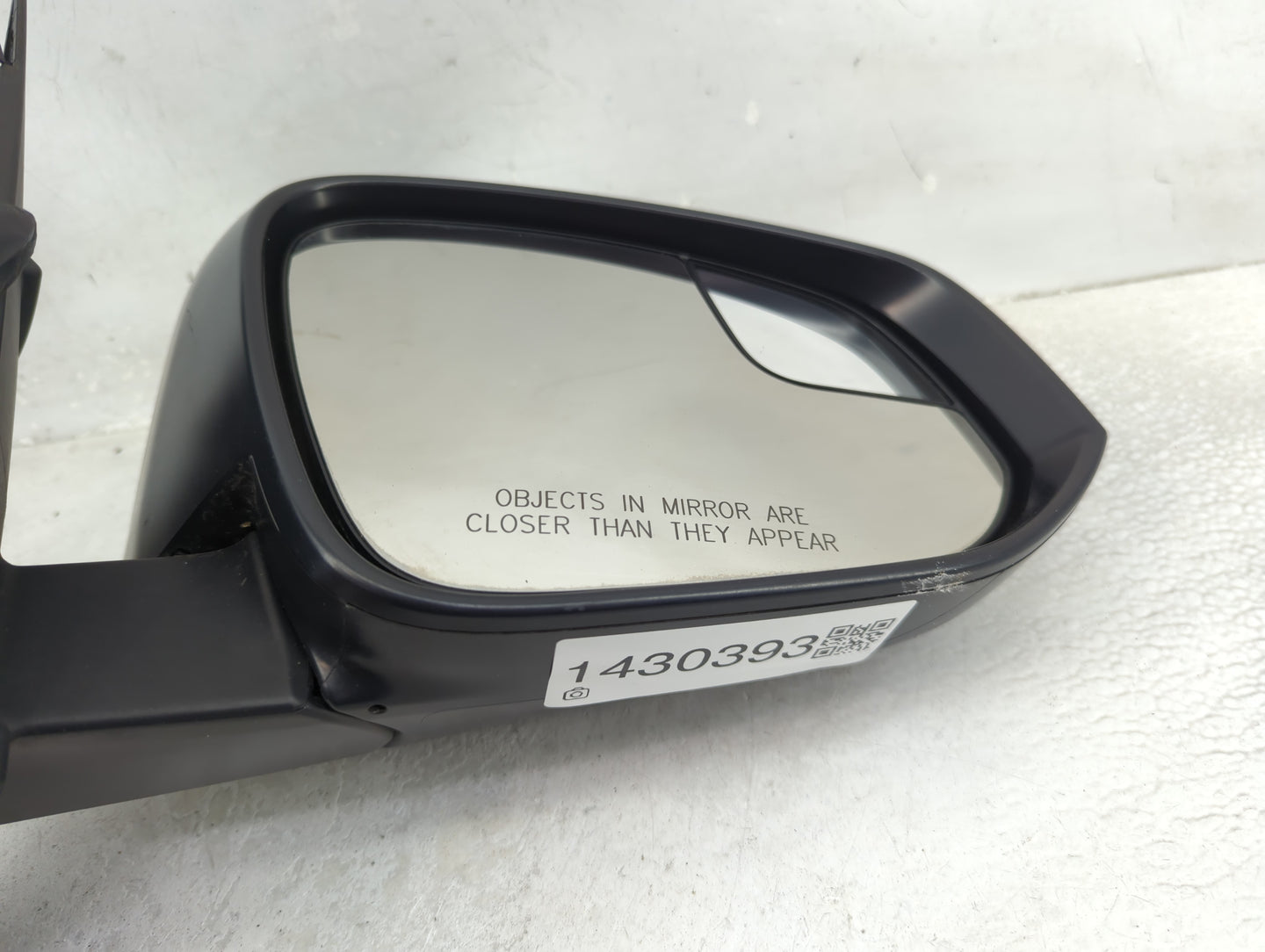 2016-2018 Toyota Rav4 Passenger Side View Mirror - Right Door Mirror OEM Used - Oemusedautoparts1.com