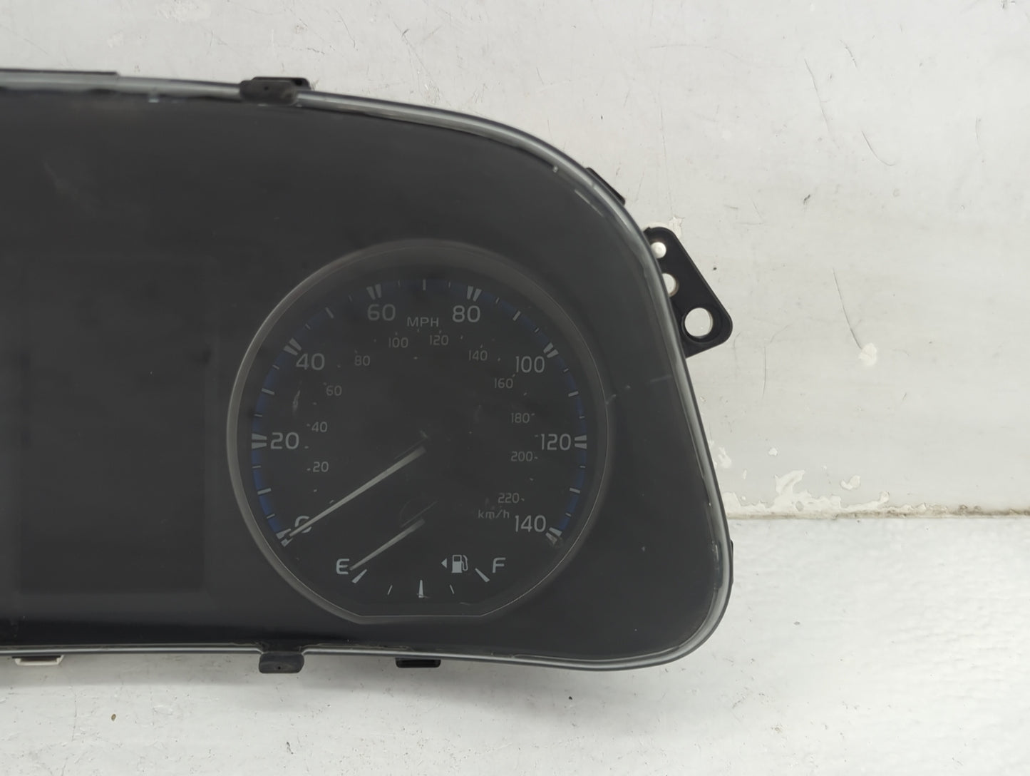 2017-2018 Toyota Rav4 Instrument Cluster Speedometer Gauges P/N:83800-42U90 257540-2042 Fits Fits 2017 2018 OEM Used Auto Pa