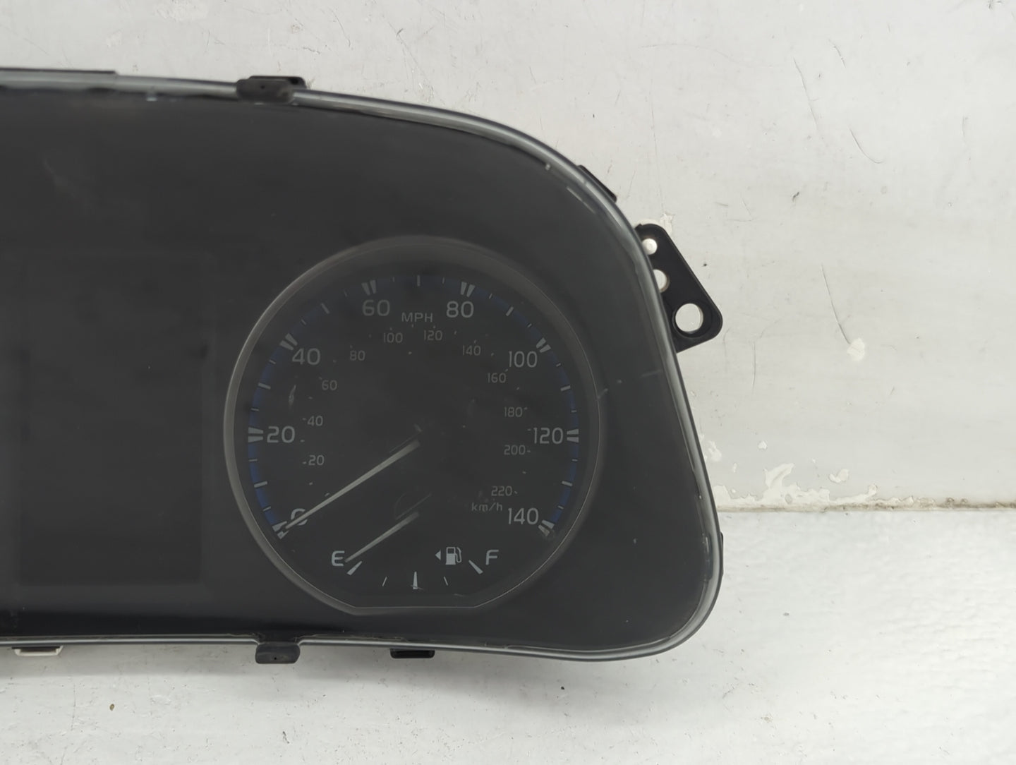2017-2018 Toyota Rav4 Instrument Cluster Speedometer Gauges P/N:83800-42U90 257540-2042 Fits Fits 2017 2018 OEM Used Auto Pa