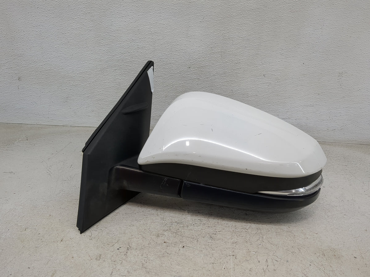 2017 Toyota Rav4 Driver Side View Mirror - Left Door Mirror OEM Used - Oemusedautoparts1.com