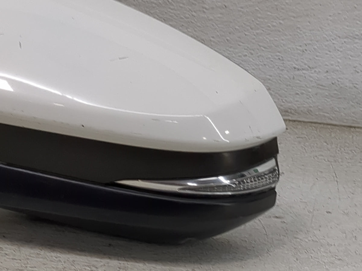 2017 Toyota Rav4 Driver Side View Mirror - Left Door Mirror OEM Used - Oemusedautoparts1.com